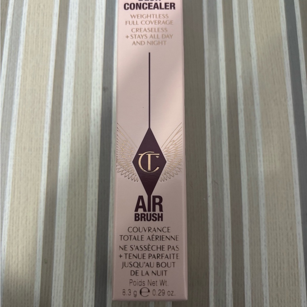Charlotte Tilbury Fair Concealer in Cream Packaging